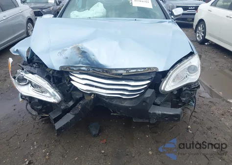 2012 Chrysler 200 Limited из США, поврежденный, VIN 1C3BCBFG8CN159148